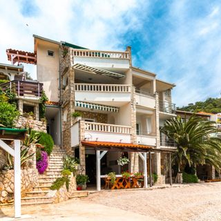 Apartments Villa Smokvina Bogomolje (2)