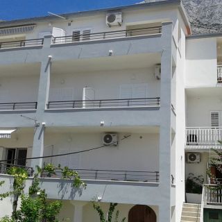 Apartments Josip Baska Voda (2)