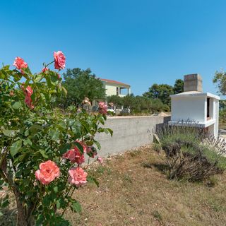 Apartments Snjeza Vir (4)