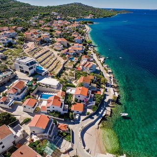 Apartments Bisernica Razanj II (2)