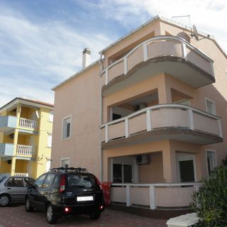 Apartments Sab Povljana (2)