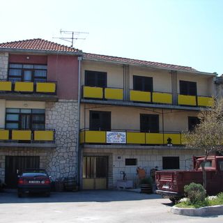 Apartments Ive Tisno (4)