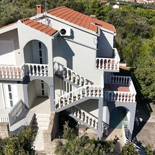 Apartment Nada Kali (2)