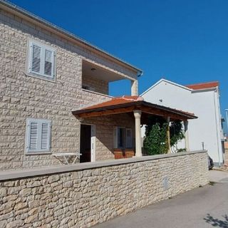 Apartments Nela Postira (4)