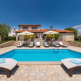 Villa Casa Danijel s bazenom Kastelir (5)