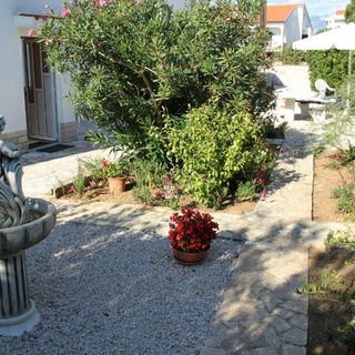 Apartments Krneta Novalja (5)