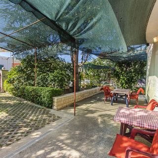 Apartment Spacious Terrace Grebastica (4)