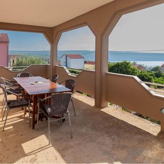 Apartman Gornji Karin - CDI886 (5)