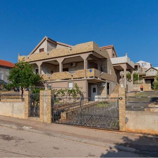 Apartman Gornji Karin - CDI886 (4)