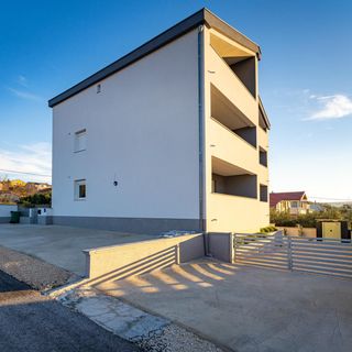 Apartman Gornji Karin - CDI972 (4)