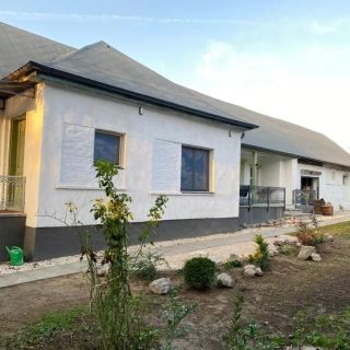 Janus Country Site Árpád-ház Szakcs (4)