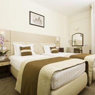 Grand Hotel Coroana Bistriția (4)