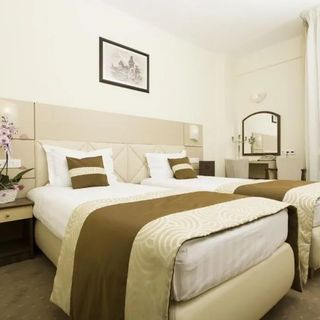 Grand Hotel Coroana Bistriția (4)