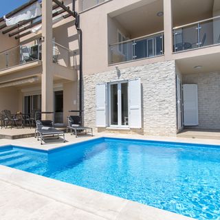 Apartments Pavlović Vodice (2)