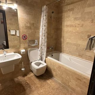 RLD’s Room Otopeni (4)