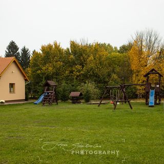 Nefelejcs I. Panzió Szigetbecse (2)