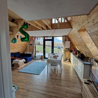 Casa Iulia și Ana Zărnești (2)