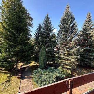 OŚRODEK WYPOCZYNKOWY NAD WODOSPADEM (2)