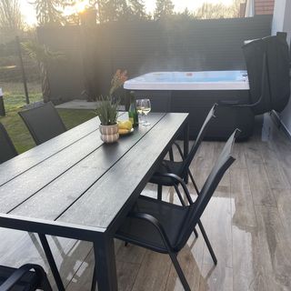 Waikiki Apartman House with Jacuzzi Siófok (4)