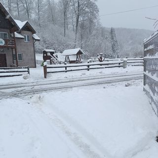 Casa Vânătorului Buzăiel (2)