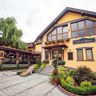 Pensiunea Kokel Dumbrăveni (2)