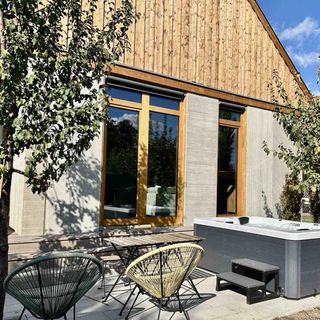 Optimist Apartmanház Velence (4)