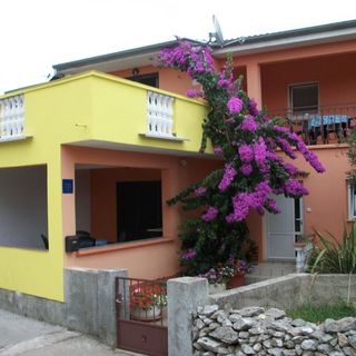 Apartments Midi Petrcane (2)