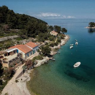 Nyaralóház A Tenger Mellett Mali Losinj, Losinj - 22696 Mali Lošinj (2)