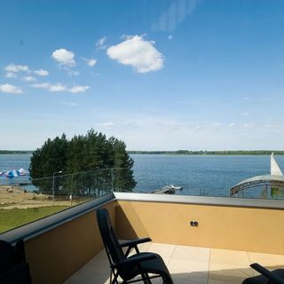 Żubr nad Zalewem (4)