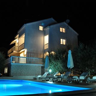 Apartments Olive Garden Biograd (2)