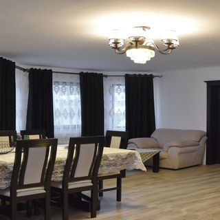 Casa Iura Oncești (5)