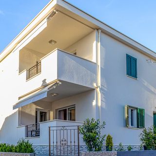 Apartments Nikol Okrug Gornji (2)