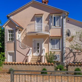 Apartments Villa Mala Povile (2)