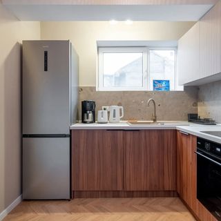 Ultracentral Breeze Apartment Sunny Balcony & Cozy București (4)