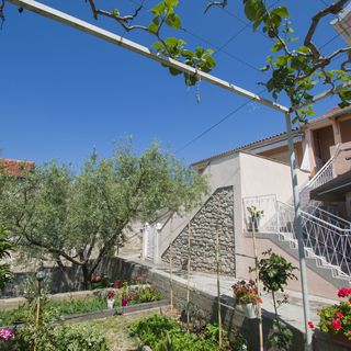 Apartment Neno Sutomiscica (3)