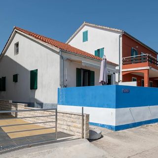 House Kuća za odmor Preko (2)