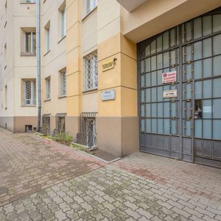 Apartament Pługa 1 | Klimatyczny Apartament | Biurko Warszawa (3)