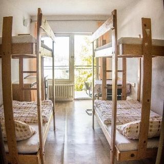 YACHT CLUB BEZDREV (4)