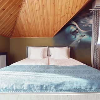 Camere de închiriat Dezire Băile 1 Mai (4)