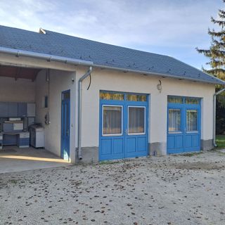 Kaptár Apartman Ács (2)