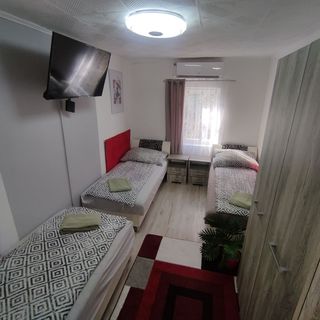 Violett Apartman Miskolctapolca (4)