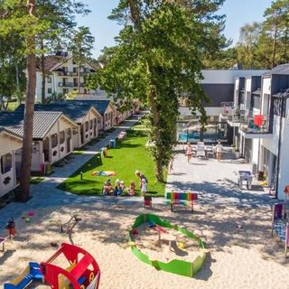 Family-Holiday Spa&Resort (4)