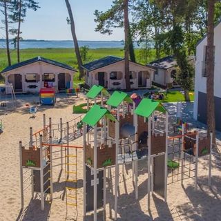 Family-Holiday Spa&Resort (5)