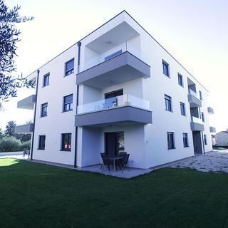 Apartments Frank Zambratija (4)