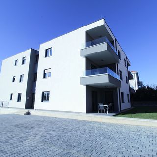 Apartments Frank Zambratija (5)