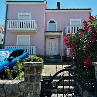 Apartments Vladimir Malinska (2)