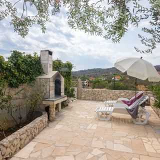 Apartments Naki Slatine (5)