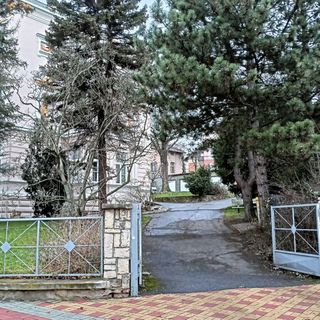 MVA House Teplice, Šanovský park (2)