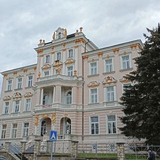 MVA House Teplice, Šanovský park (4)