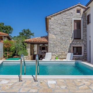 Mala Hiža Svetvincenat (4)